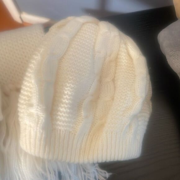 3 PC Winter Hat, Gloves, Scarf Set - Picture 3 of 4